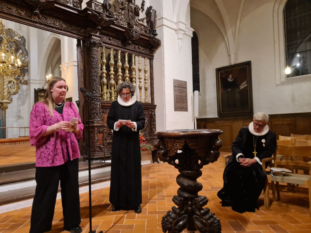 20251109_171159 Emma Hoffmann, Mellemkirkeligt Råd Eva Tøjner Götke, Domprovst Peter Birch, Biskop